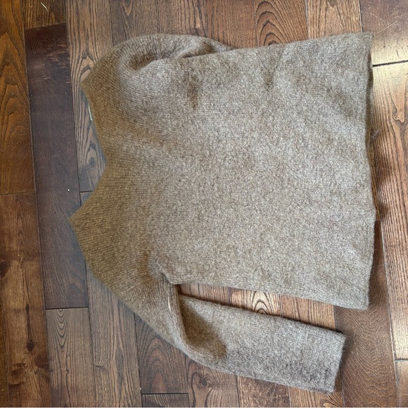 Sezane Chestnut Button-Up Cardigan - Picture 6 of 7